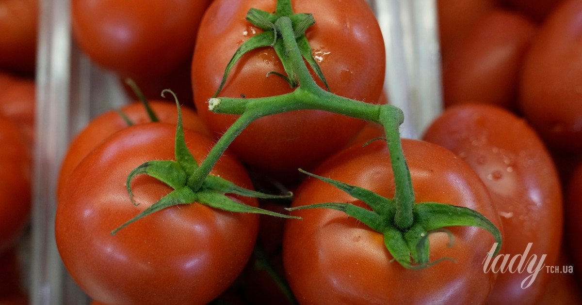 Коли садити помідори