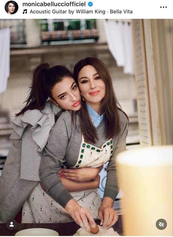 Моніка Беллуччі з дочкою Леоні, фото: instagram.com/vogueitalia