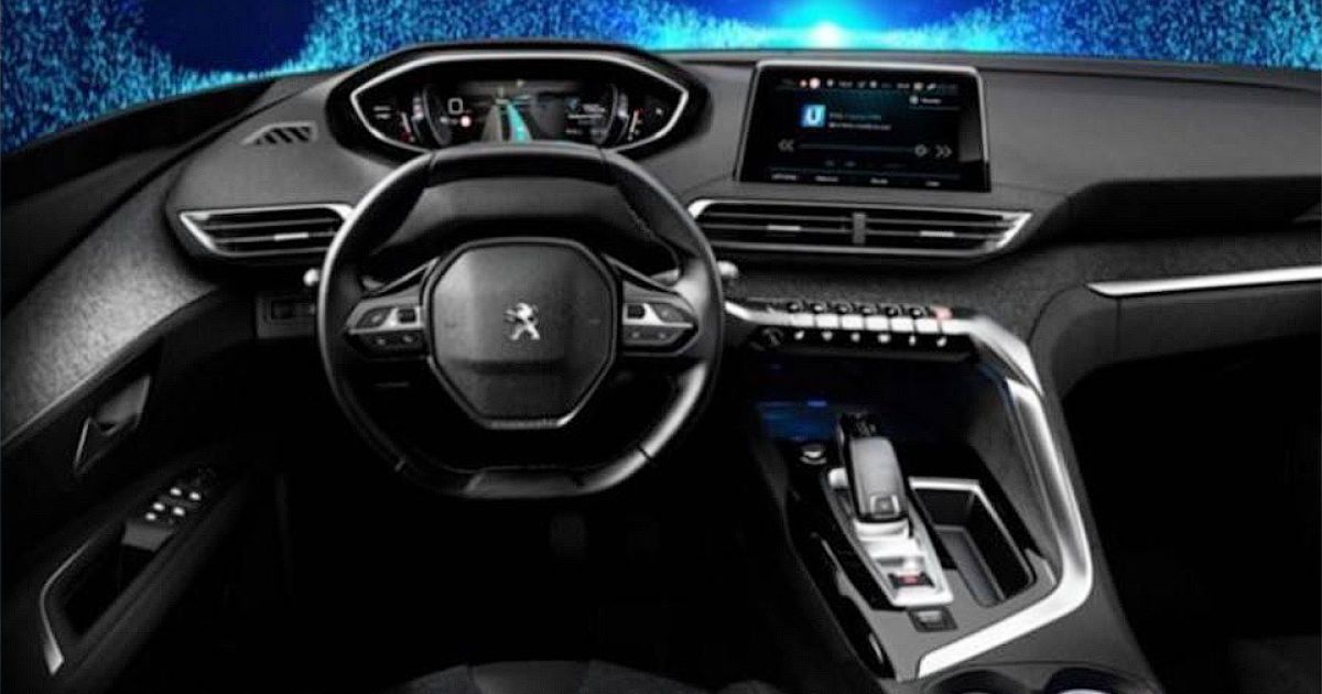 В Сети появилось фото интерьера нового Peugeot 3008