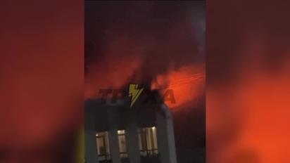 В киевском ЖК вспыхнул мощный пожар