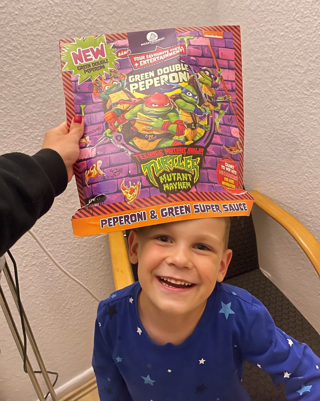 Миша Романова с сыном / © instagram.com/misharomanova