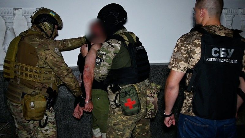 Затримання фітнес-тренера Романа Заволоки, який ображав бійців ЗСУ / Фото: поліція Полтавської області / &copy; 