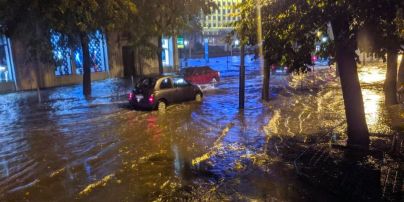 Часті затоплення в Івано-Франківську: посадовці визнають, що винна стара каналізація