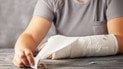 Перша допомога в разі перелому руки