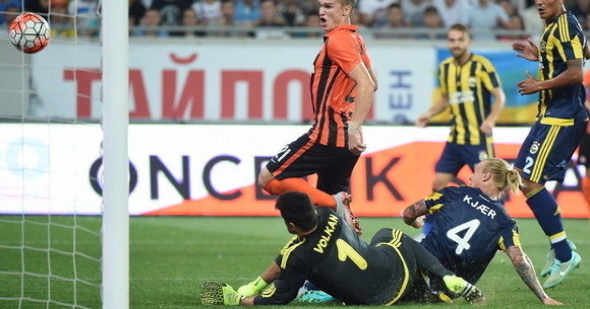 Гол Гладкого в ворота "Фенербахче".