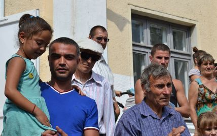 У Лощинівці роми погрожують помстою селянам за розгромлені будинки