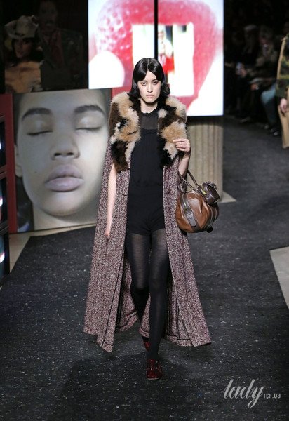 Коллекция Miu Miu прет-а-порте сезона осень-зима 2019-2020_26 / © East News