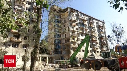 Київ у жалобі: російська ракета знищила цілий під'їзд! Наслідки шокують!