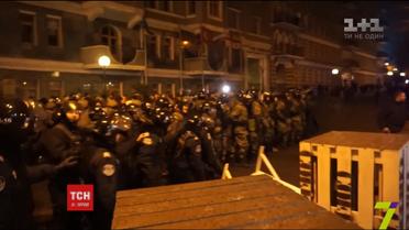 Матч с одним из самых известных футбольных клубов мира закончился столкновениями фанатов