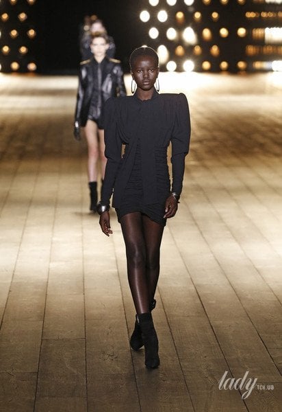 Коллекция Saint Laurent прет-а-порте сезона осень-зима 2018-2019 / © East News
