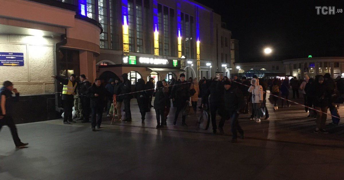Мінування вокзалу_4 / © Олександр Луценко, ТСН.ua