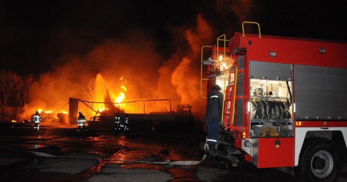 Рятувальники загасили пожежу в Кропивницькому