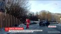 В Мережі користувачі захоплюються відео, на якому Санта кинувся на допомогу жінці