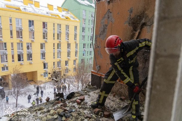 Атака на Київ 9 січня / © ДСНС України