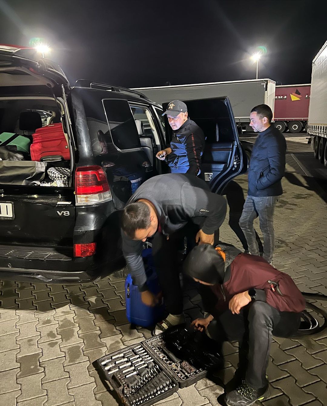 Павлу Зиброву испортил автомобиль халатный заправщик в Польше: фото |  Новости шоу-бизнеса — Гламур