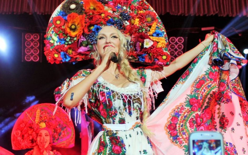 Полякова устроила невероятное шоу на своем концерте / © пресс-служба Оли Поляковой