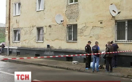 В убитого в центре Львова мужчину выпустили 12 пуль
