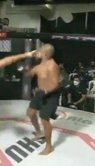 Из-за оплошности судьи: боец MMA трижды за поединок побывал в нокауте (видео)