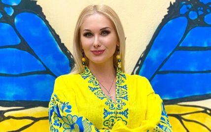 На фоне патриотической бабочки: Екатерина Бужинская похвасталась роскошным платьем-вышиванкой