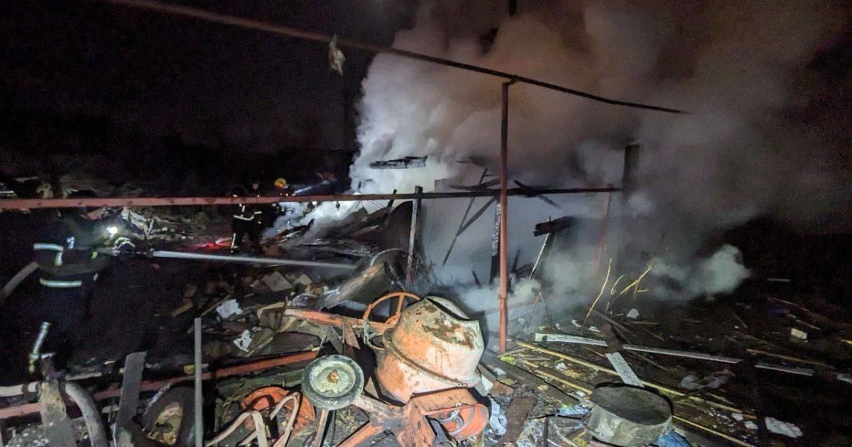 Росіяни вночі проти 28 березня вдарили дронами по місту Запоріжжя.