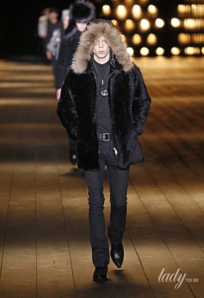 Коллекция Saint Laurent прет-а-порте сезона осень-зима 2018-2019 / © East News