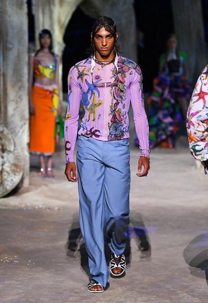 Коллекция Versace трет-а-порте сезона весна-лето 2021 / © East News