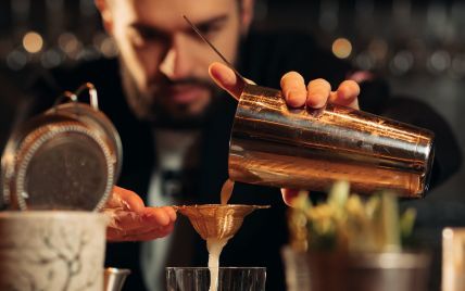 Рецепт освежающего коктейля от шеф-бармена культового заведения
