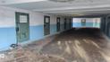Тюремний стрітарт: у Києві підземний перехід під Європейською площею перетворився на коридор СІЗО