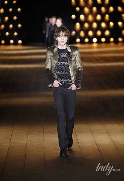 Коллекция Saint Laurent прет-а-порте сезона осень-зима 2018-2019 / © East News
