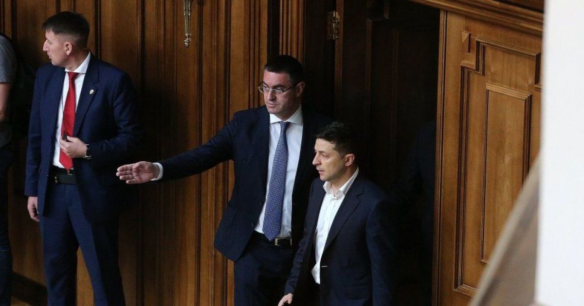 Зеленский поздравил канадцев с национальным праздником и отправился в Канаду