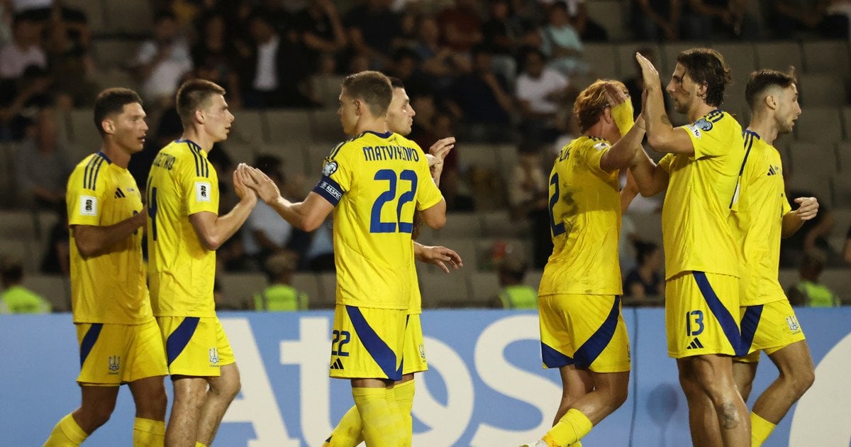 Збірна України з футболу