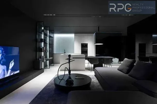 Зона відпочинку з домашнім кінотеатром / © OLX