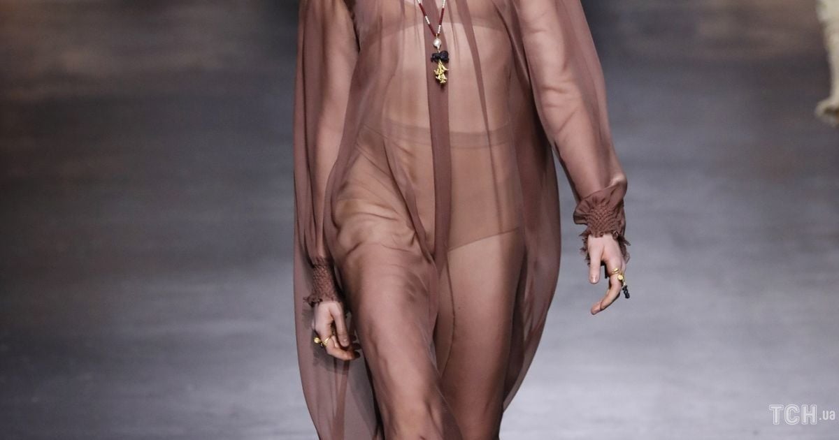 Колекція Christian Dior прет-а-порте сезону весна-літо 2021 / © East News