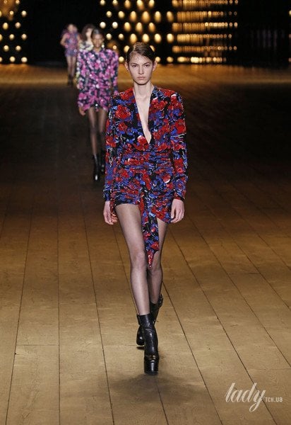 Коллекция Saint Laurent прет-а-порте сезона осень-зима 2018-2019 / © East News