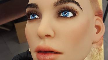 Секс-роботи_1 / © Instagram\abyssrealdoll