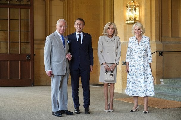 Король Чарльз, Еммануель Макрон, Бріжит Макрон і королева Камілла / © Associated Press