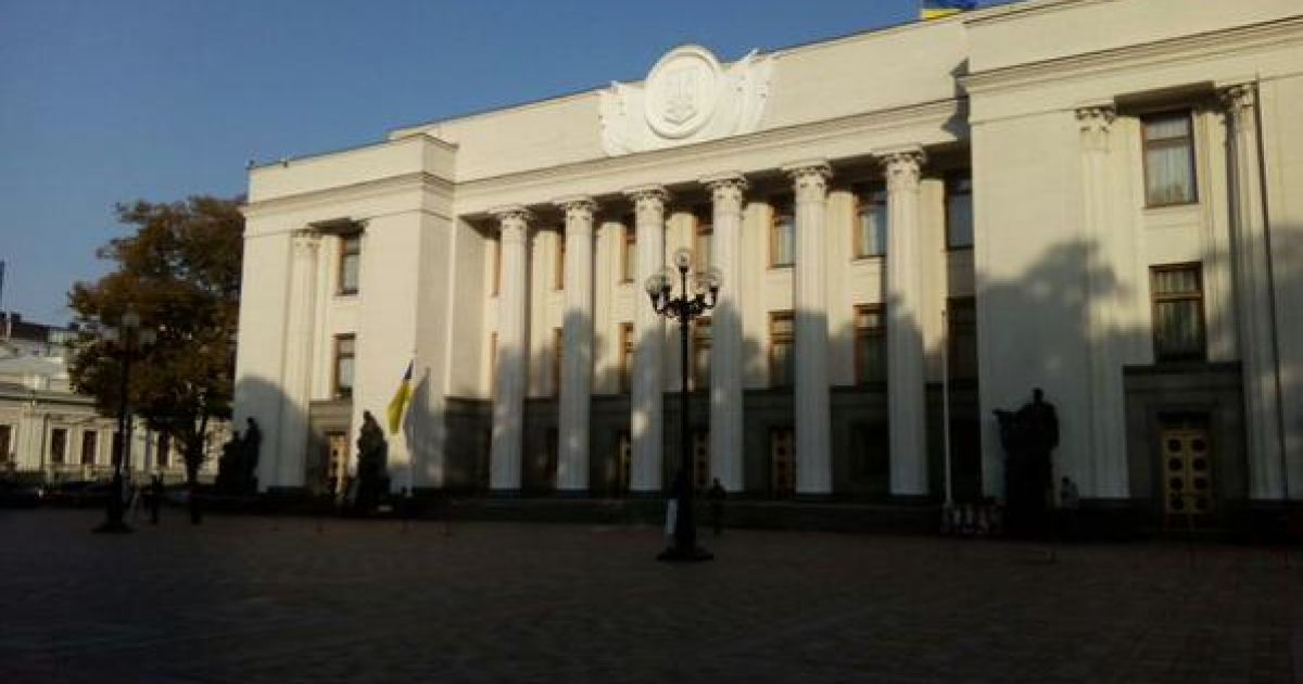 Милиция вызывает на следственные действия Новинского, Королевскую и Вилкула – Луценко