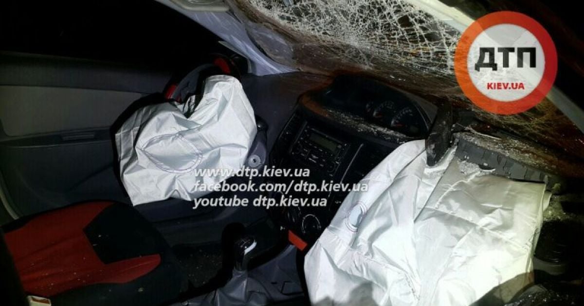 Пьяный водитель устроил ДТП / © dtp.kiev.ua