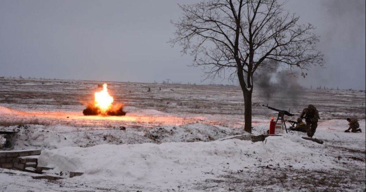 У військовій прокуратурі розповіли про причину вибуху на Рівненському полігоні та стан пораненого