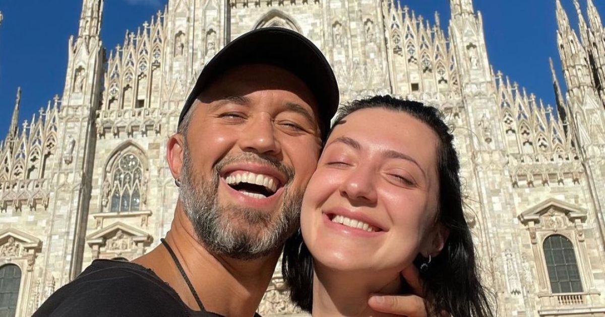 Сергій та Сніжана Бабкіни шокували надскладною асаною з йоги