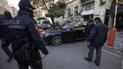 Озброєний автоматом чоловік увірвався до посольства Азербайджану в Ірані і влаштував стрілянину: відео