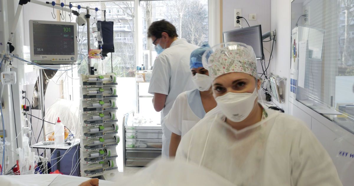 Реабілітації потребує до 70% пацієнтів: у МОЗ розповіли про небезпеку "британського" коронавірусу, який "тероризує" Україну