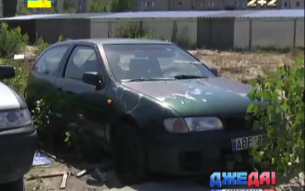 Киевская власть чистит парковки от автометаллолома