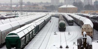 В России сошел с рельсов грузовой поезд и заблокировал движение еще четырех пассажирских