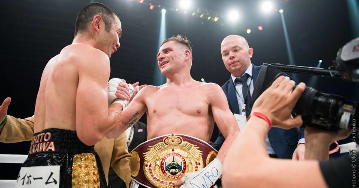 Як Берінчик переміг Аракаву і зберіг чемпіонський пояс