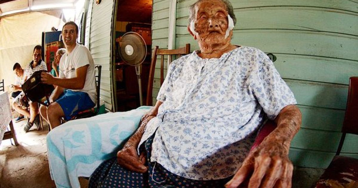 Самая старая женщина в мире на свое 119-летие поделилась секретом долголетия