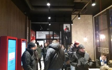 Ресторан KFC в Доме профсоюзов временно закрыли – журналист