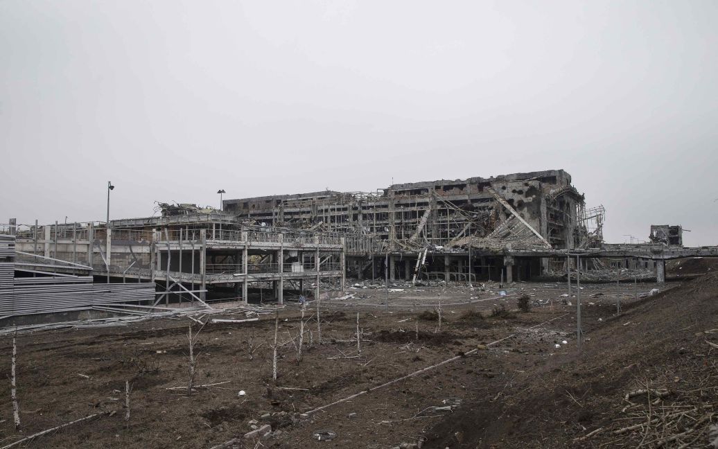 Всего за несколько месяцев современный донецкий аэропорт превратился в руины. / © Reuters