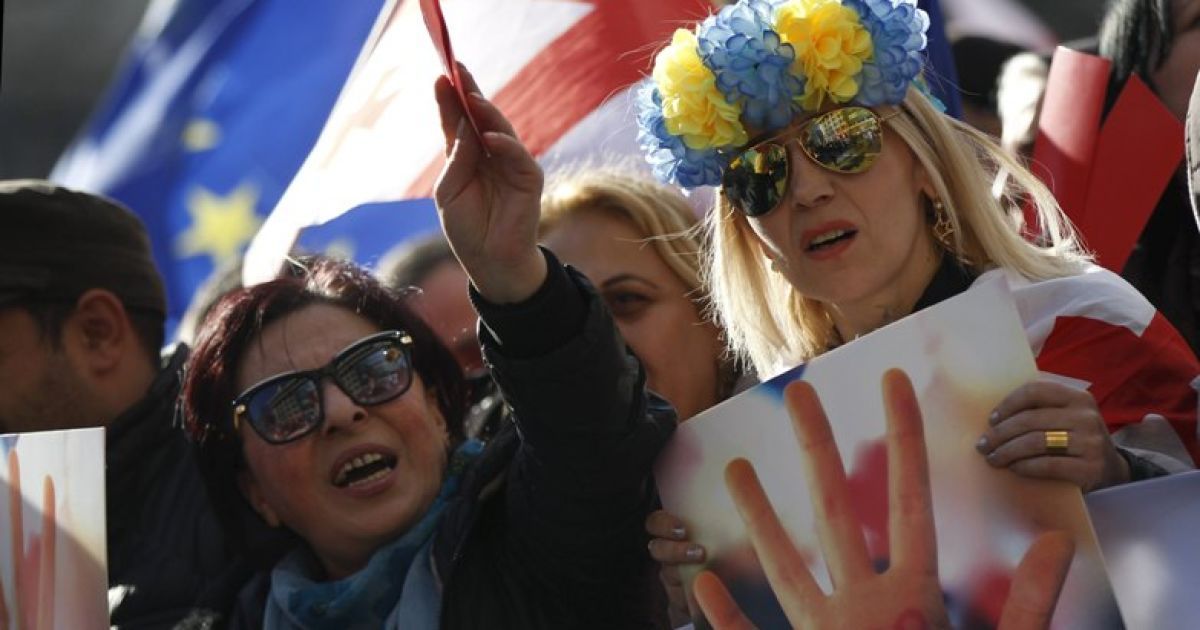 Грузини вийшли на антиурядову акцію протесту