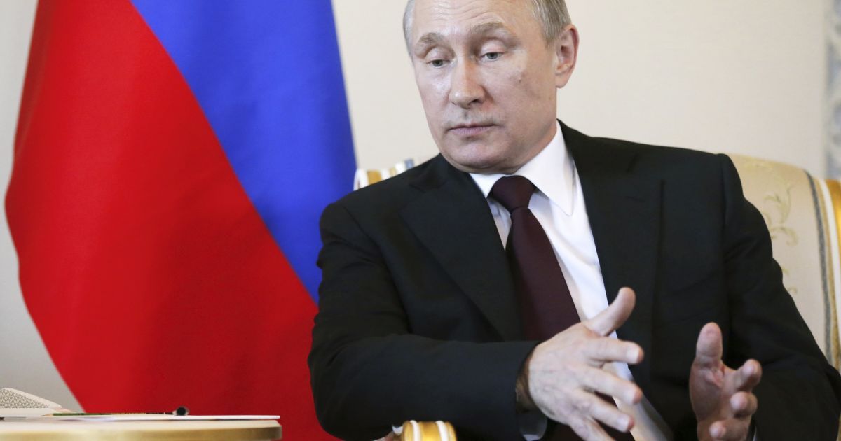 Путін вперше за 10 днів з&rsquo;явився перед журналістами